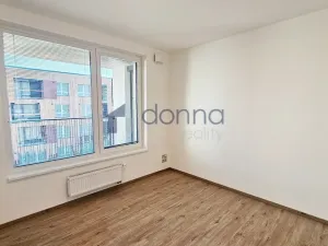 Pronájem bytu 2+kk, Praha, Stočesova, 57 m2