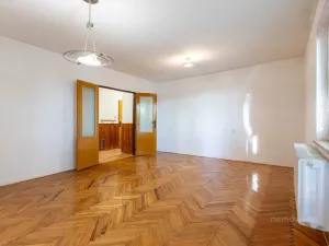 Prodej bytu 3+1, Uherské Hradiště, Průmyslová, 84 m2