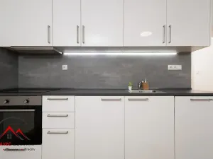 Pronájem bytu 2+kk, Ostrava, Československé armády, 44 m2