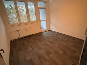 Prodej bytu 3+1, Bukovany, 67 m2