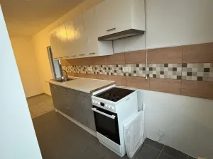 Prodej bytu 3+1, Bukovany, 67 m2