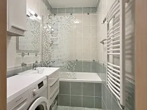 Prodej bytu 2+kk, Praha - Bohnice, Poznaňská, 43 m2