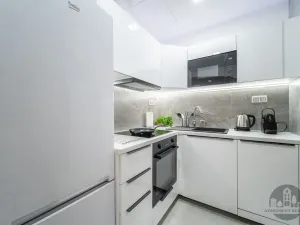 Pronájem bytu 2+kk, Praha - Karlín, Sokolovská, 40 m2