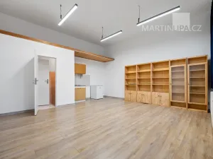 Prodej obchodního prostoru, Praha - Vršovice, Kazašská, 32 m2