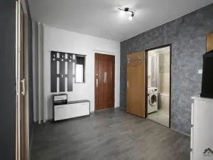 Prodej bytu 3+1, Ostrava - Dubina, Antonína Poledníka, 65 m2