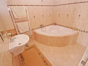 Pronájem bytu 2+1, Hranice, Jižní, 62 m2