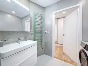 Prodej bytu 3+kk, Praha, Tunelářů, 69 m2