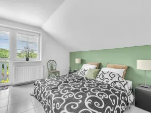 Prodej rodinného domu, Mladé Buky - Hertvíkovice, 179 m2