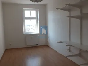 Pronájem bytu 2+1, Plzeň, Barrandova, 67 m2