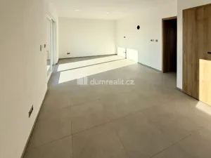 Pronájem rodinného domu, Huštěnovice, 136 m2