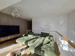 Pronájem atypického bytu, Praha - Smíchov, Kobrova, 182 m2