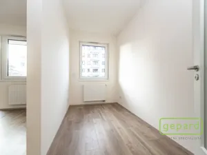 Prodej bytu 1+kk, Praha, Fabiánové, 31 m2