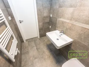 Prodej bytu 1+kk, Praha, Fabiánové, 31 m2