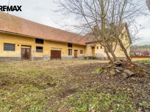 Prodej rodinného domu, Vrchotovy Janovice, 435 m2