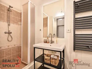 Prodej bytu 3+1, Beroun - Beroun-Zavadilka, Husova, 58 m2