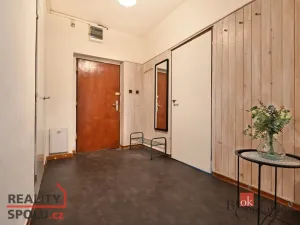 Prodej bytu 3+1, Beroun - Beroun-Zavadilka, Husova, 58 m2