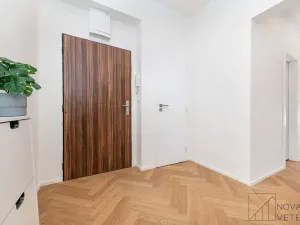 Prodej bytu 3+kk, Praha - Smíchov, Hořejší nábřeží, 85 m2