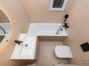 Prodej bytu 3+kk, Praha - Holešovice, Osadní, 82 m2