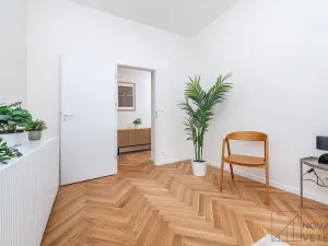Prodej bytu 2+kk, Praha - Vinohrady, Chodská, 64 m2