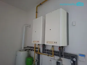 Pronájem restaurace, Žandov, Náměstí, 200 m2