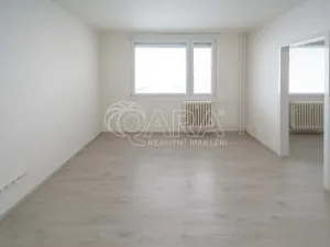 Pronájem bytu 1+1, Neratovice, Na Výsluní, 35 m2