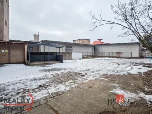 Pronájem kanceláře, Pardubice - Zelené Předměstí, V Ráji, 740 m2