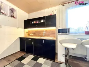 Prodej podílu 1/1 rodinného domu, Žichlínek, 93 m2