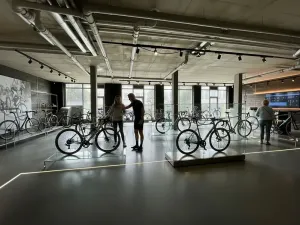 Pronájem obchodního prostoru, Hradec Králové, Kollárova, 3447 m2