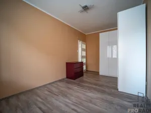 Pronájem bytu 2+1, Ostrava - Poruba, Zdeňka Štěpánka, 52 m2