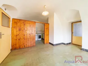 Prodej bytu 2+1, Teplá, Masarykovo náměstí, 146 m2