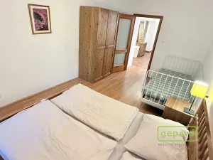 Pronájem bytu 3+kk, Praha - Vinohrady, Bělehradská, 132 m2