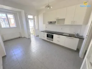 Pronájem bytu 3+kk, Praha - Nové Město, Štěpánská, 89 m2