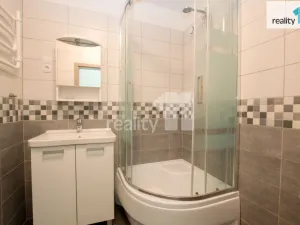 Pronájem bytu 2+1, Liberec - Liberec V-Kristiánov, Skalní, 52 m2