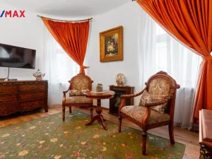 Pronájem bytu 2+kk, Karlovy Vary, K. Čapka, 42 m2