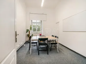 Pronájem kanceláře, Praha - Záběhlice, Za potokem, 270 m2