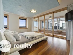 Pronájem atypického bytu, Brno - Štýřice, Pražákova, 332 m2