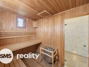 Pronájem atypického bytu, Brno - Štýřice, Pražákova, 332 m2