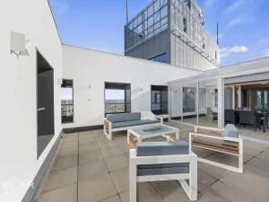 Pronájem atypického bytu, Brno - Štýřice, Pražákova, 332 m2