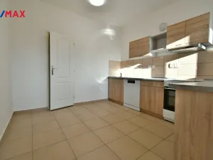 Pronájem bytu 3+1, Nová Paka, Masarykovo náměstí, 93 m2