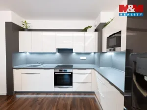 Prodej bytu 3+kk, Praha - Libeň, Novovysočanská, 64 m2