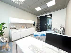 Pronájem ordinace, Praha - Michle, Jihlavská, 20 m2