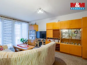 Prodej bytu 3+1, Český Krumlov - Plešivec, Sídliště Plešivec, 74 m2