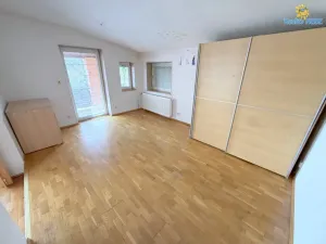 Prodej rodinného domu, Zlatníky-Hodkovice - Hodkovice, Slunečná, 300 m2