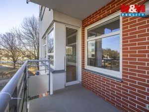 Prodej bytu 1+kk, Hradec Králové, Rybova, 41 m2