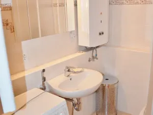 Pronájem bytu 3+kk, Praha - Kobylisy, Šimůnkova, 63 m2