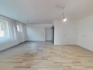 Prodej bytu 2+kk, Miroslav, Husova, 59 m2