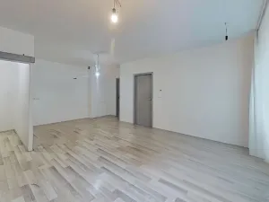 Prodej bytu 2+kk, Miroslav, Husova, 59 m2