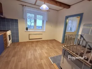 Pronájem rodinného domu, Uhřice, 66 m2