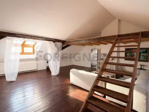 Pronájem půdního prostoru, Praha - Smíchov, Staropramenná, 100 m2