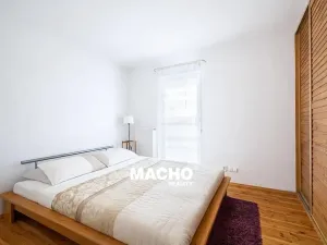 Pronájem bytu 3+kk, Líšnice, Varadov, 71 m2